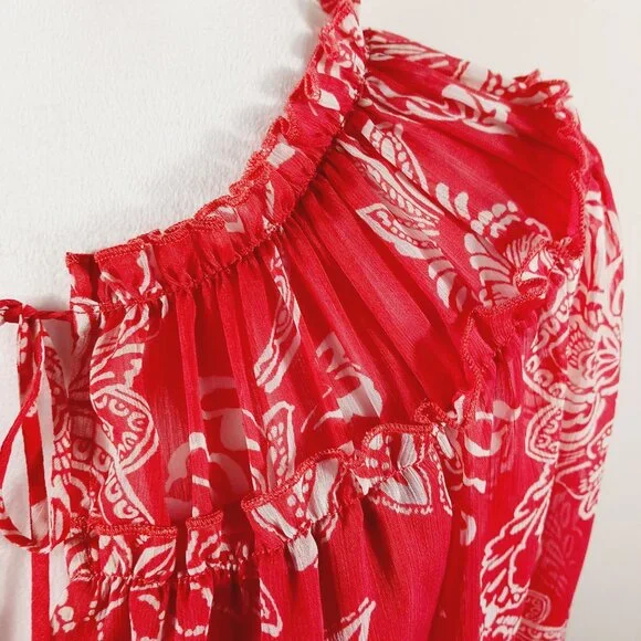 Evereve, M Red and White Print Blouse, Long Sleeve, Tie V Neck Small Ruffle Trim - Picture 8 of 16